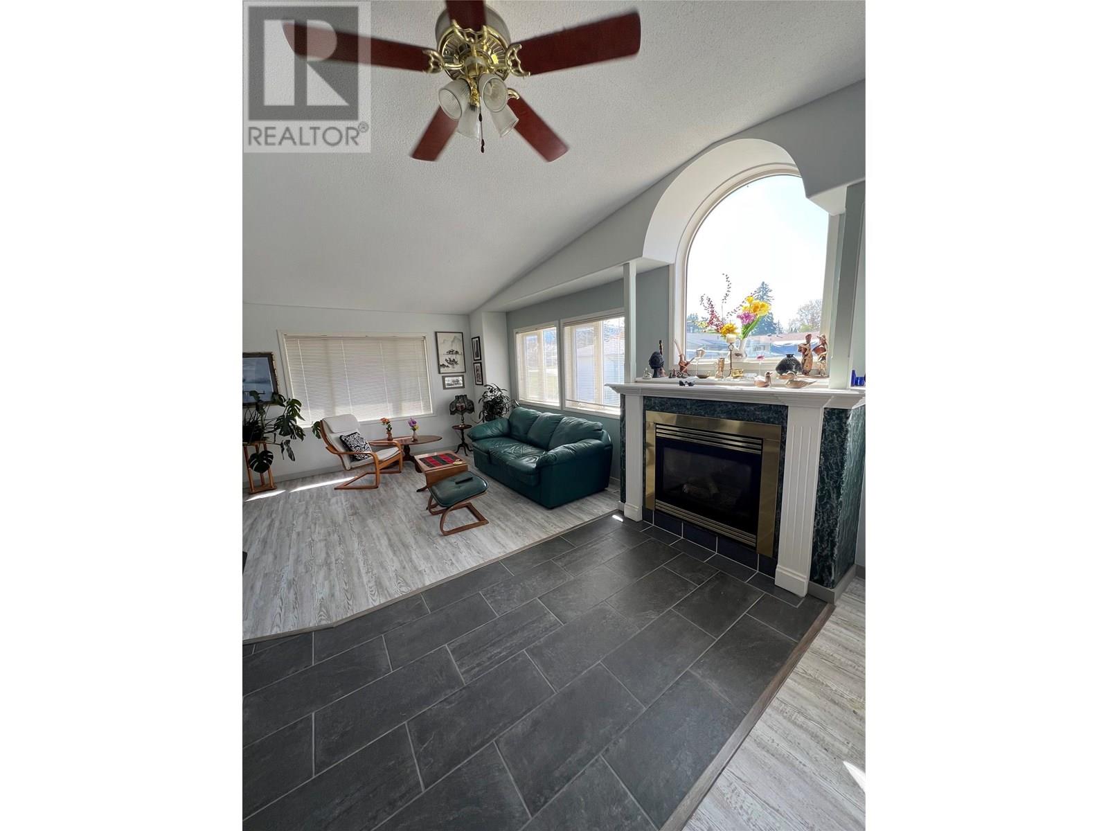 515 20TH Avenue S Unit# A, Creston