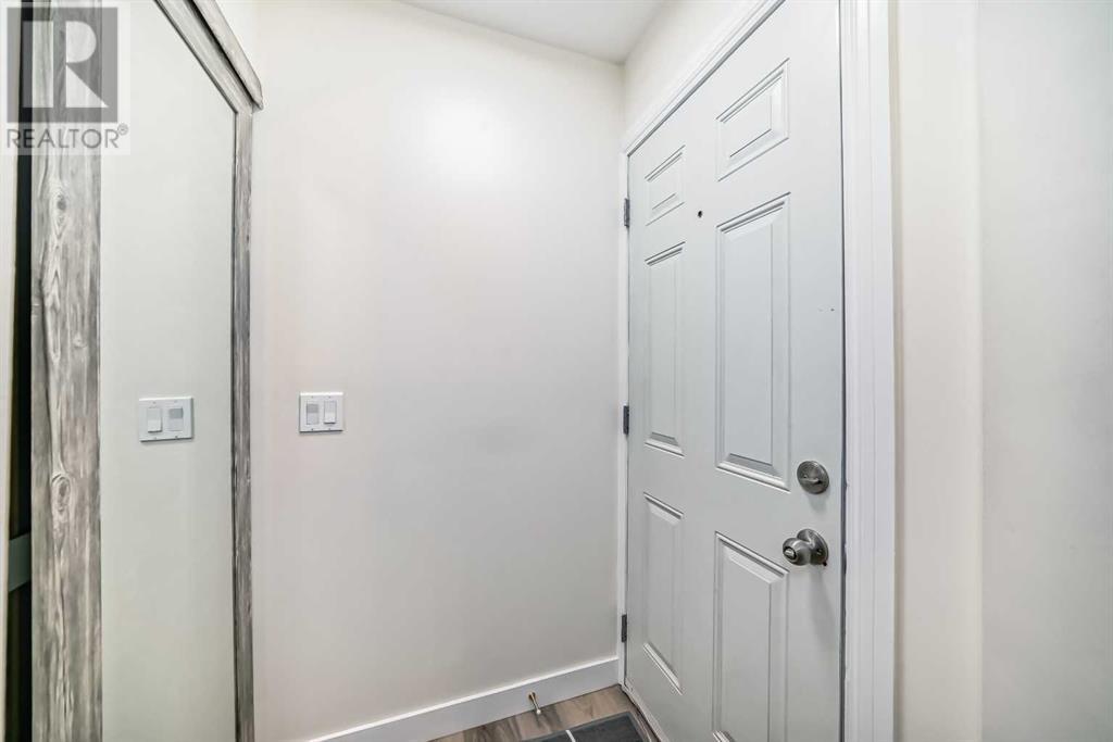 Single Family House for Sale in  Pensville Close SE Penbrooke Meadows Calgary 