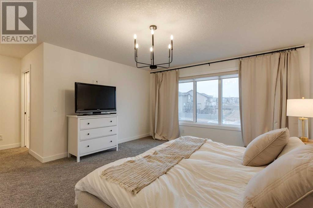 Single Family House for Sale in  Sage Bluff Close NW Sage Hill Calgary 