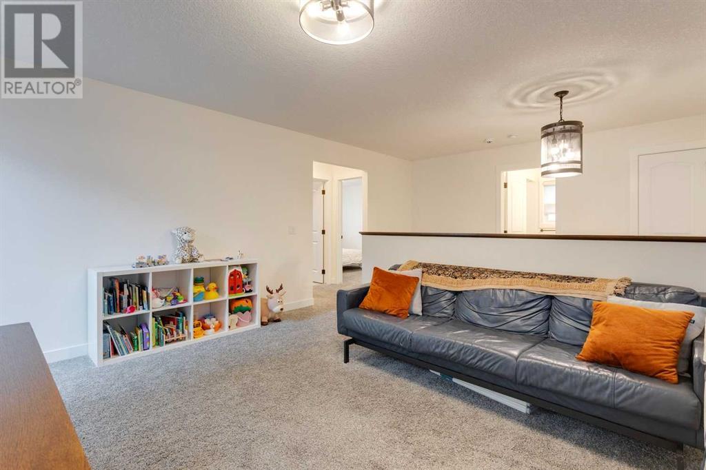 Single Family House for Sale in  Sage Bluff Close NW Sage Hill Calgary 
