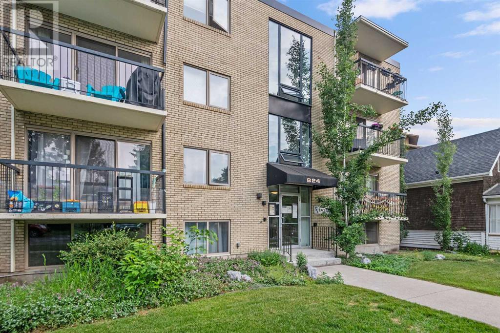 Single Family House for Sale in    Avenue NW Sunnyside Calgary 