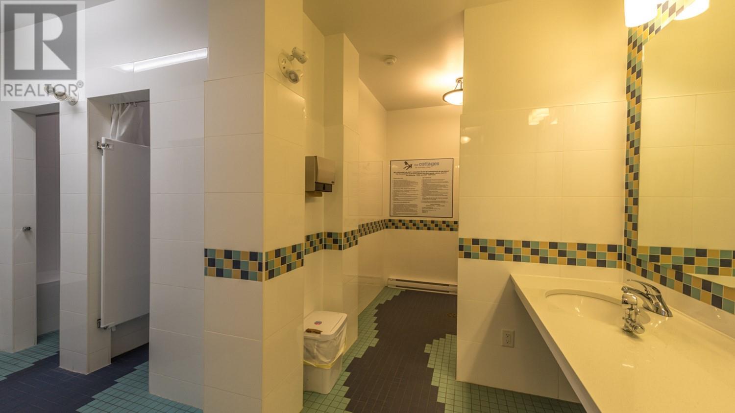 2450 Radio Tower Road Unit# 206, Oliver