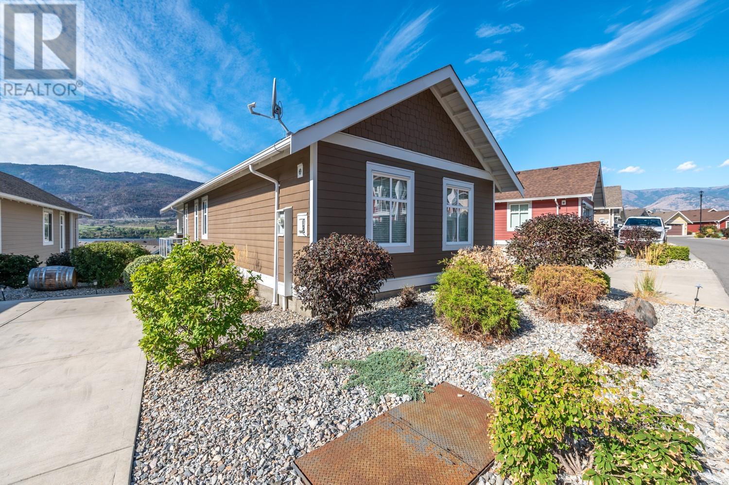 2450 Radio Tower Road Unit# 206, Oliver