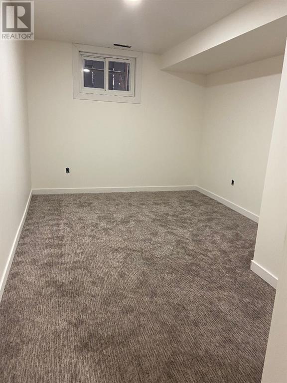 Single Family House for Sale in  b Avenue S Victoria Park Lethbridge 