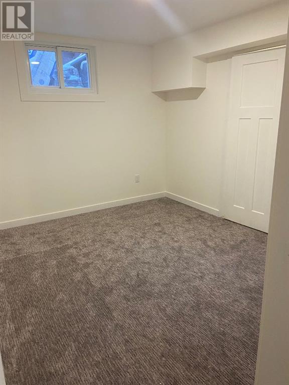Single Family House for Sale in  b Avenue S Victoria Park Lethbridge 