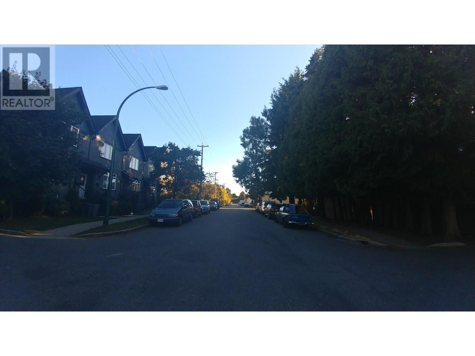519 SALSBURY DRIVE, Vancouver