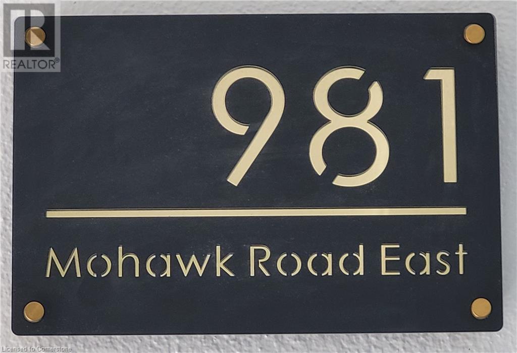 Photo 27 of 981 Mohawk Road E, Hamilton ON