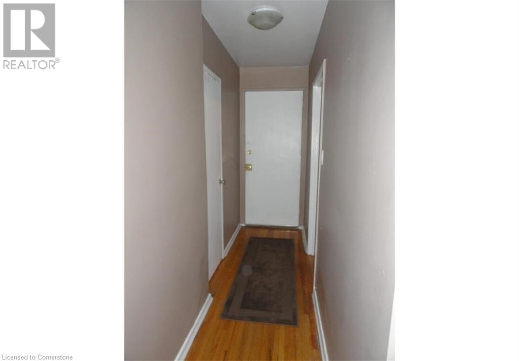 Photo 39 of 981 Mohawk Road E, Hamilton ON