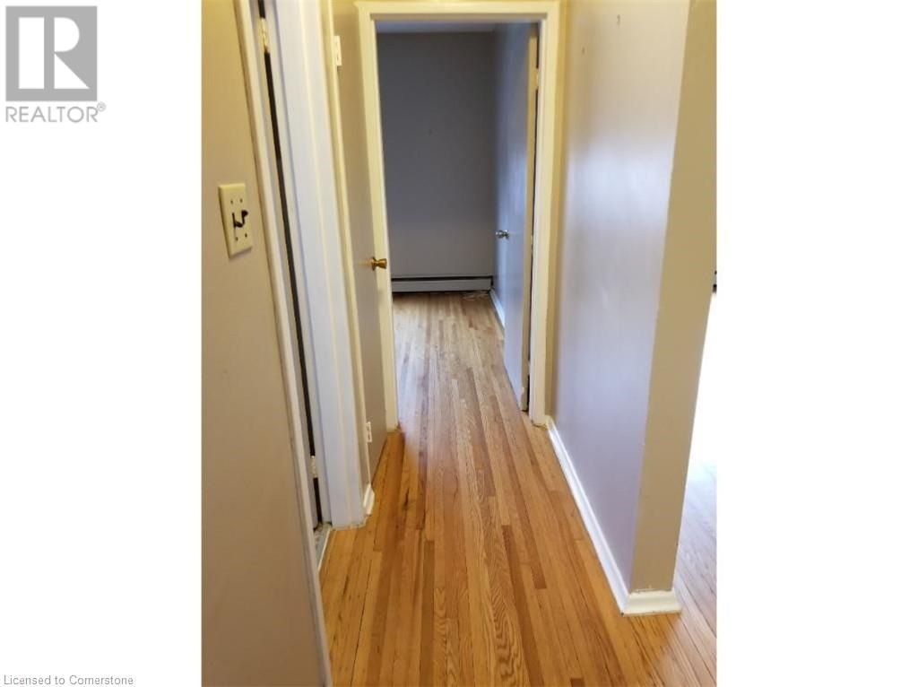 Photo 42 of 981 Mohawk Road E, Hamilton ON
