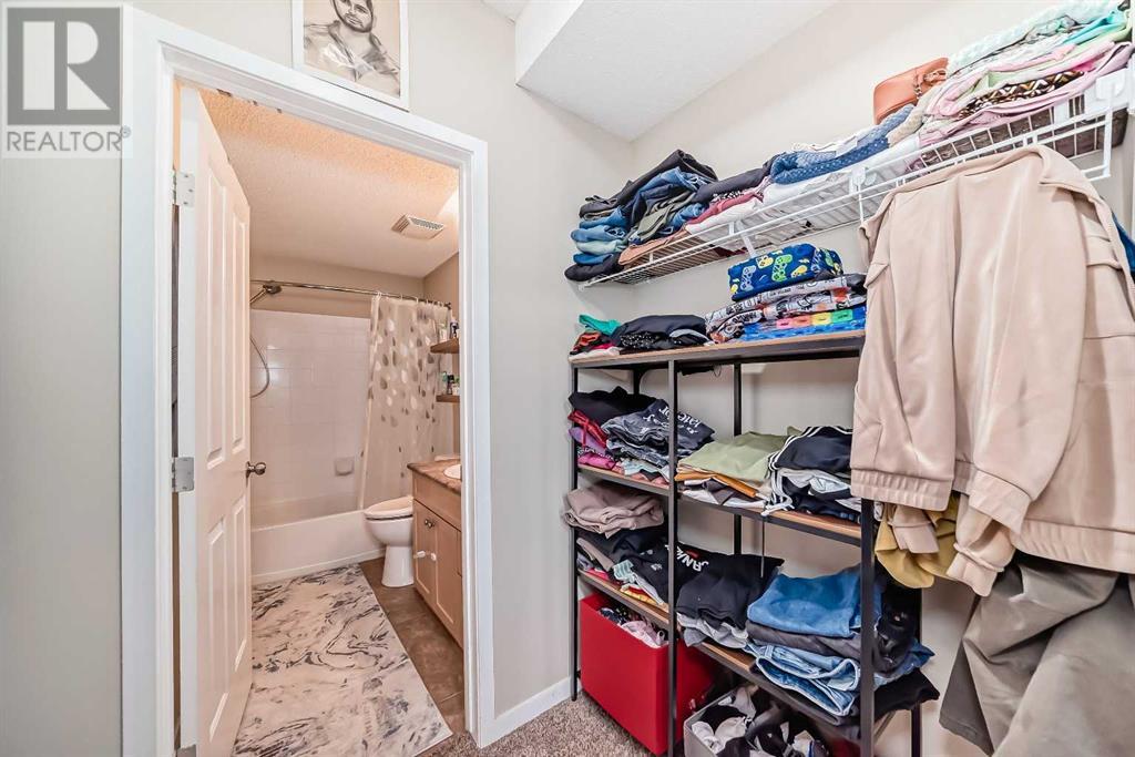 Single Family House for Sale in   Taravista Drive NE Taradale Calgary 