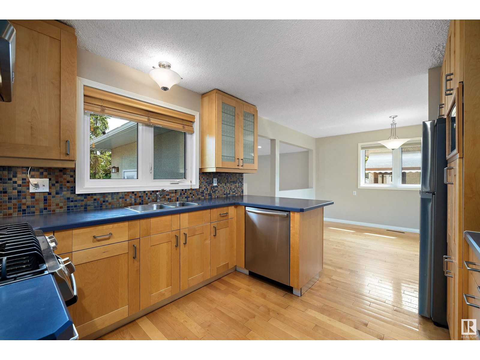 Photo 8 of 11716 39 Av Nw, Edmonton AB