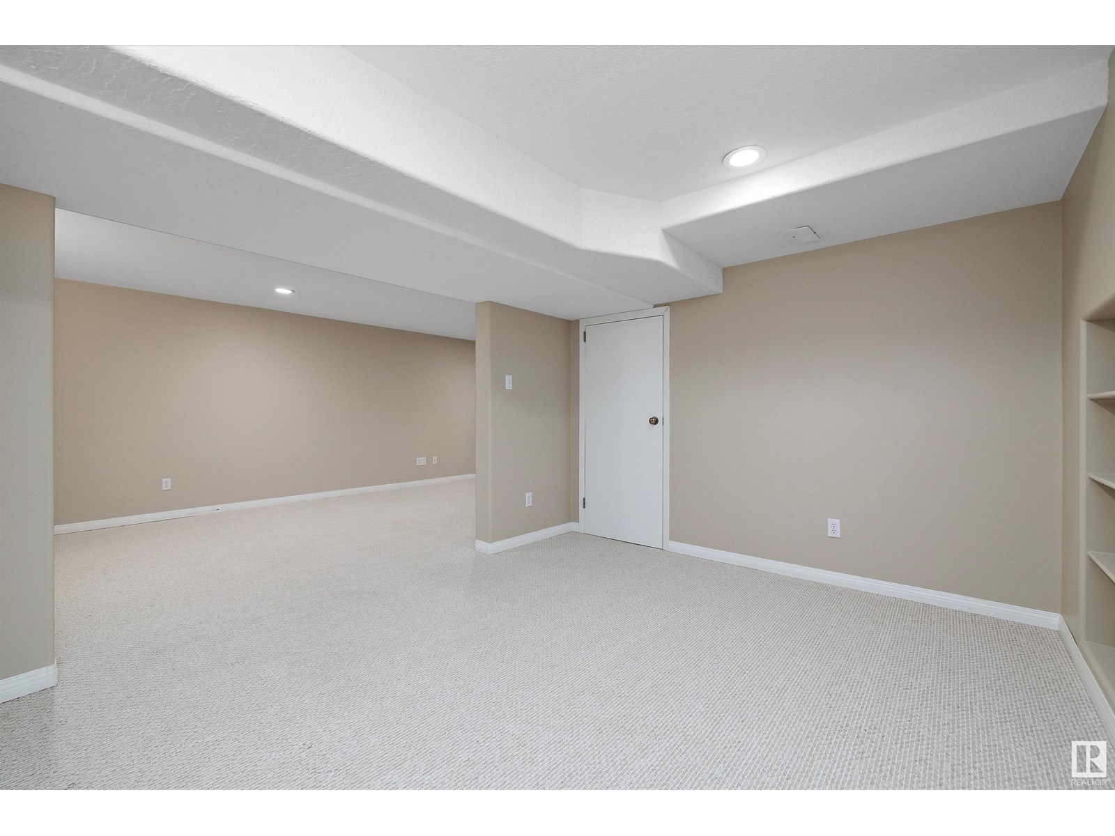 Photo 32 of 11716 39 Av Nw, Edmonton AB