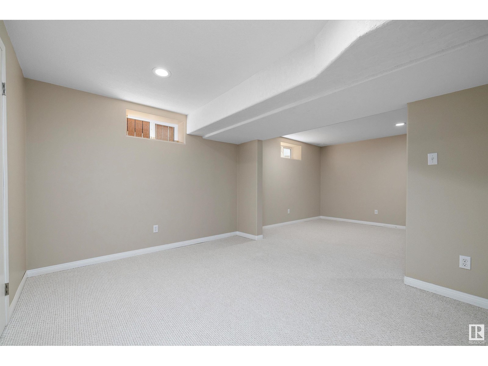 Photo 56 of 11716 39 Av Nw, Edmonton AB