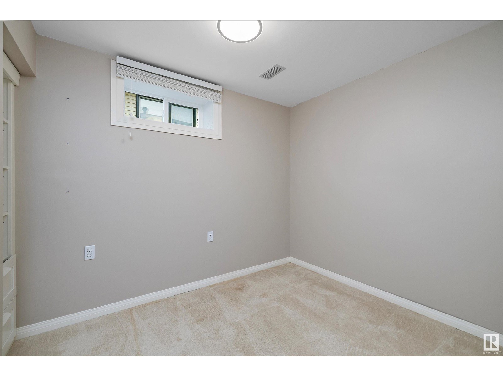 Photo 50 of 11716 39 Av Nw, Edmonton AB