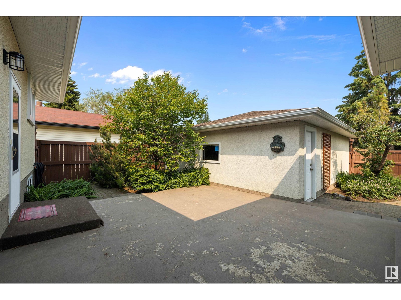 Photo 26 of 11716 39 Av Nw, Edmonton AB