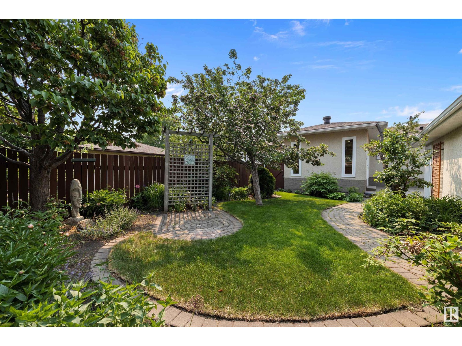 Photo 28 of 11716 39 Av Nw, Edmonton AB
