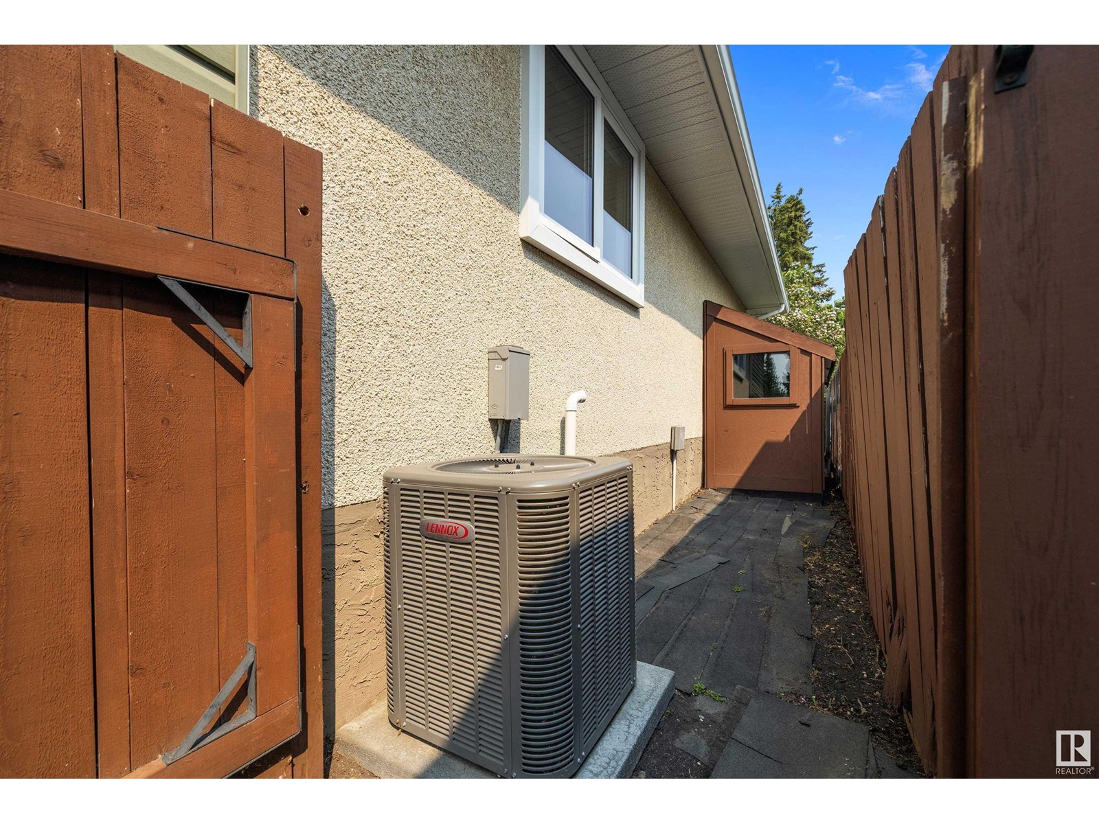 Photo 51 of 11716 39 Av Nw, Edmonton AB