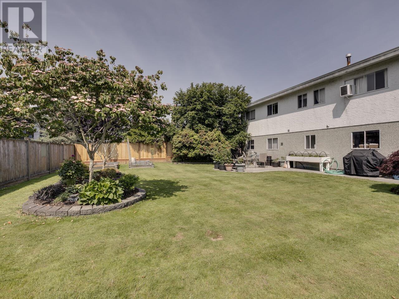 Photo 23 of 5566 49 Avenue, Delta BC