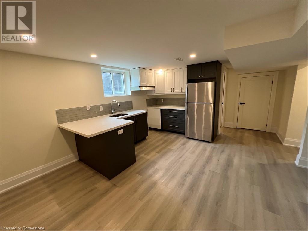 Photo 29 of 142 South Bend Road E, Hamilton ON