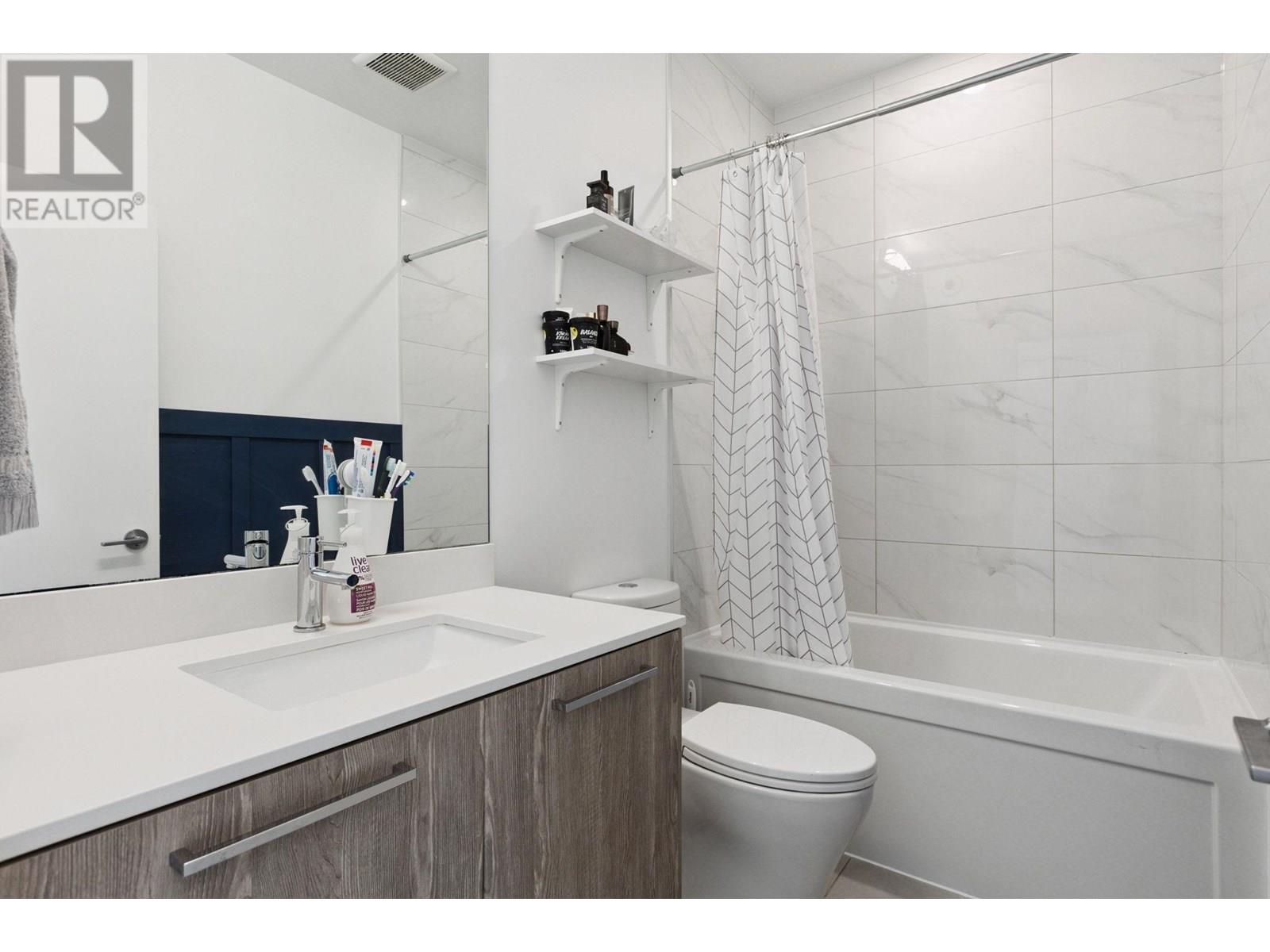 Photo 22 of 38 3597 Malsum Drive, North Vancouver BC