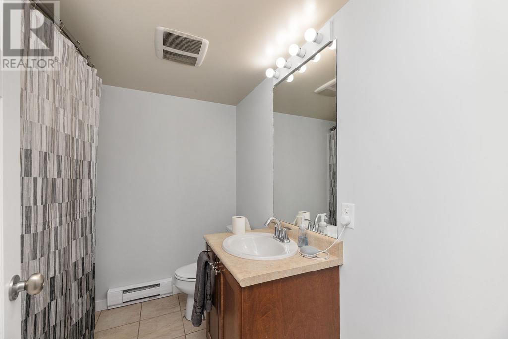 102 624 SHAW ROAD, Gibsons