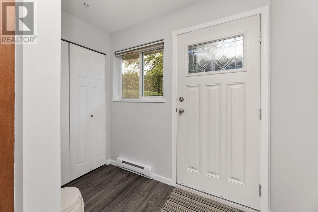 102 624 SHAW ROAD, Gibsons
