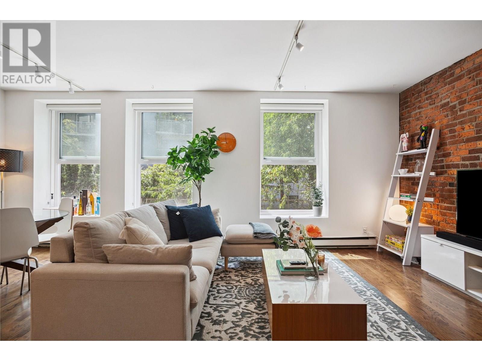 Photo 15 of 203 150 Alexander Street, Vancouver BC