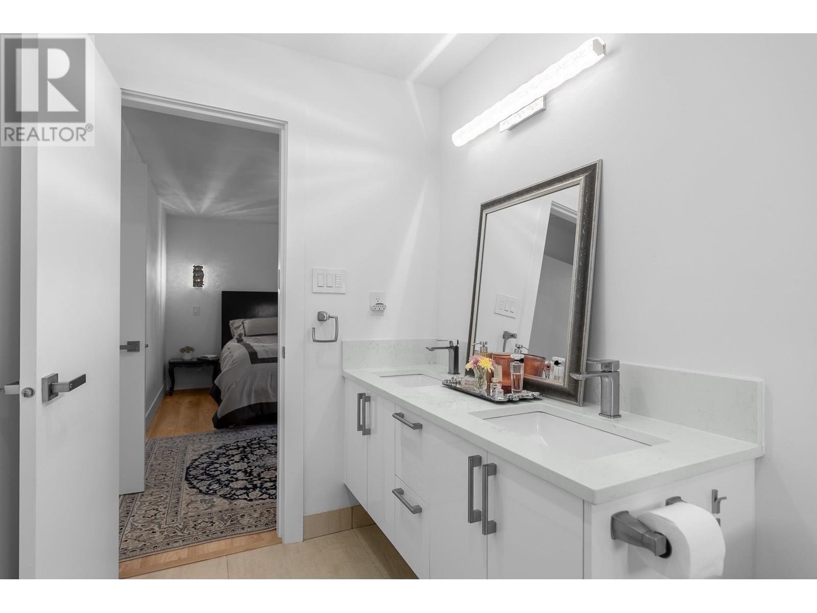 1286 WELLINGTON DRIVE, North Vancouver