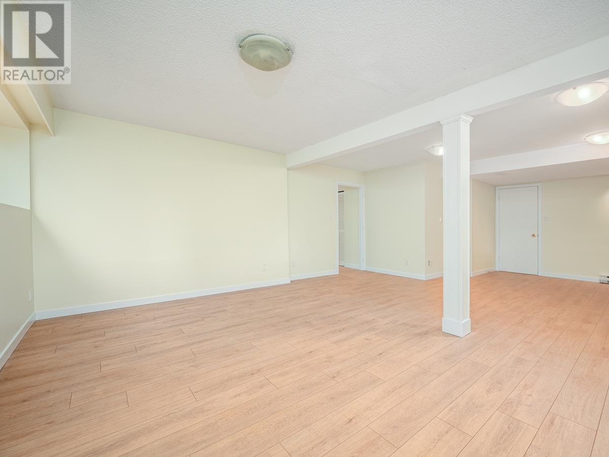 1286 WELLINGTON DRIVE, North Vancouver