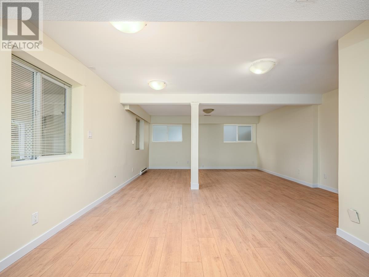 1286 WELLINGTON DRIVE, North Vancouver