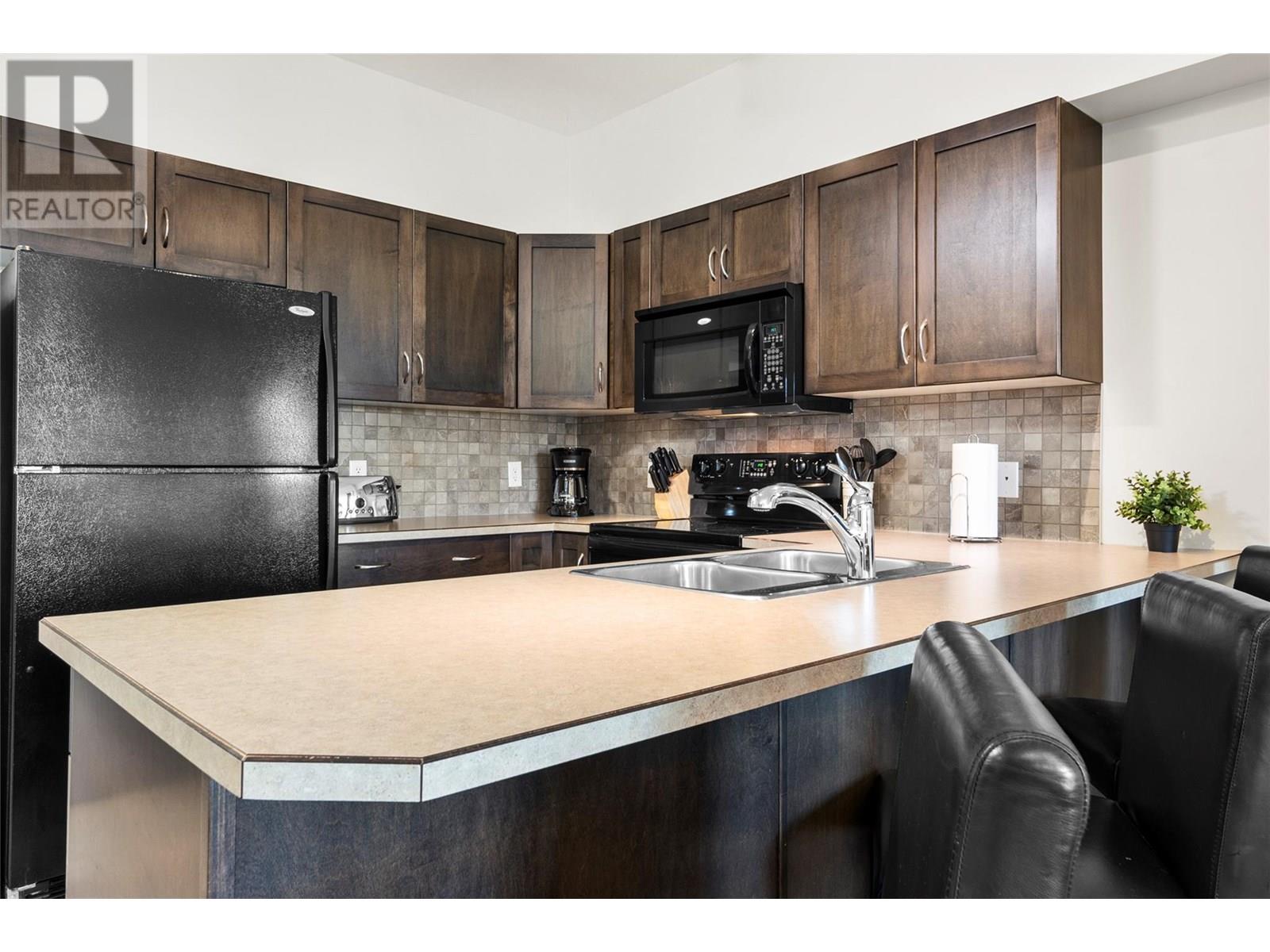 #406 654 COOK ROAD - Image 3