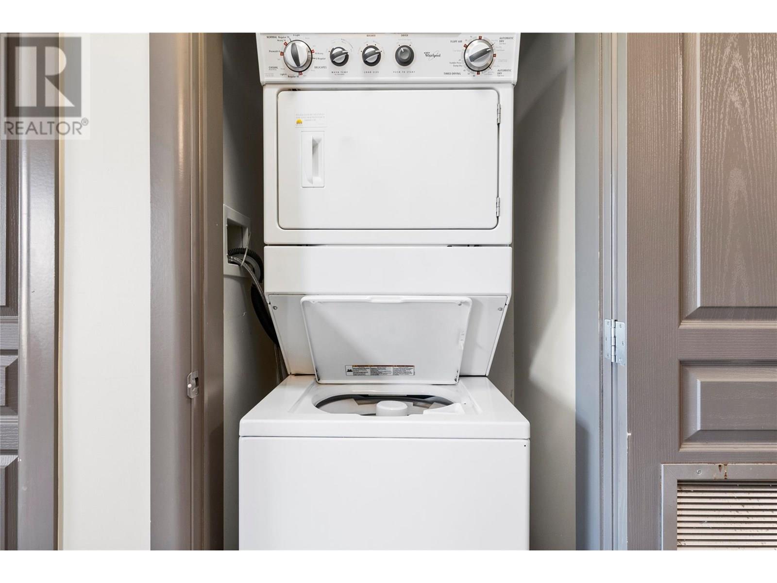 #406 654 COOK ROAD - Image 16