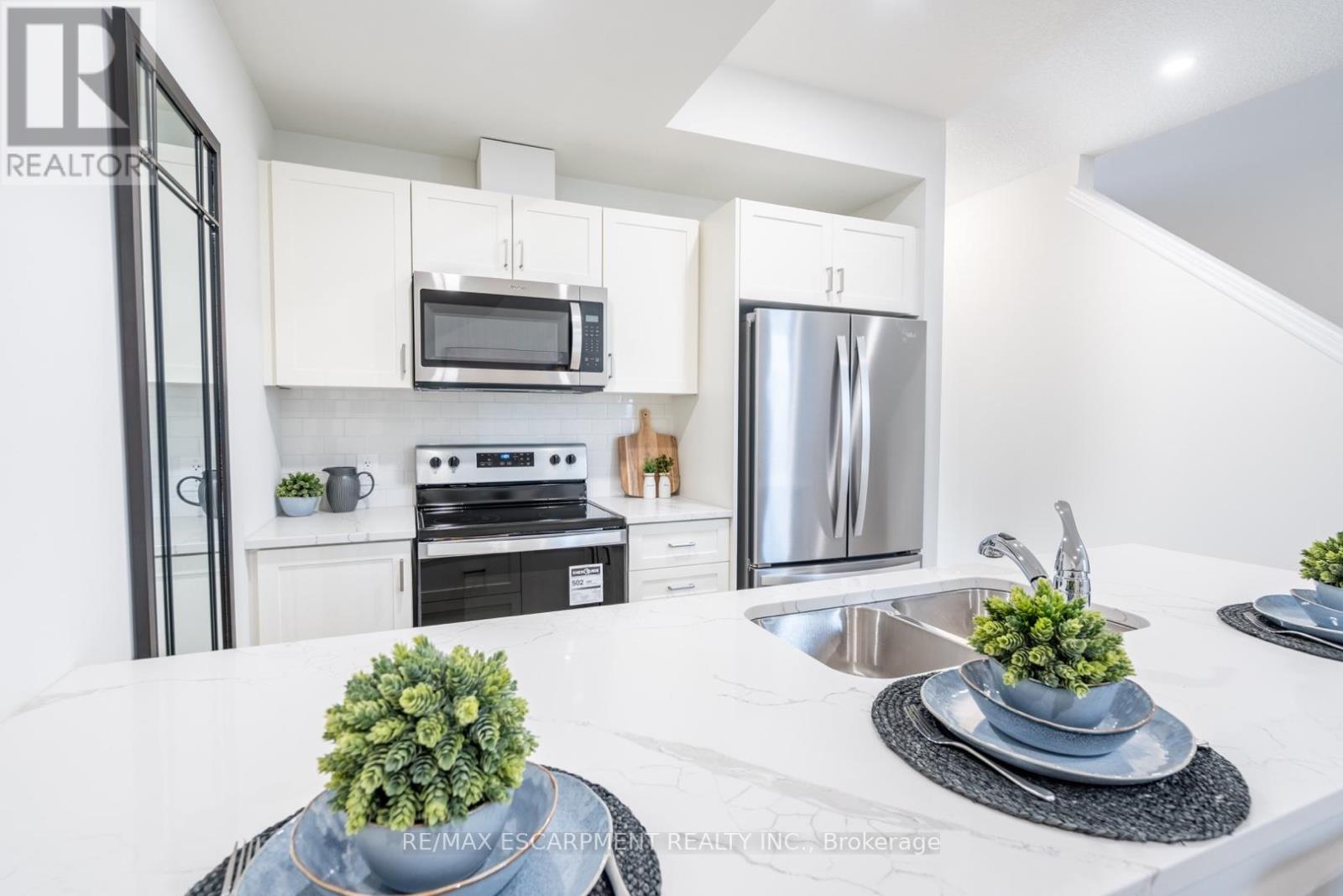 Photo 9 of 206 2620 Binbrook Road, Hamilton ON