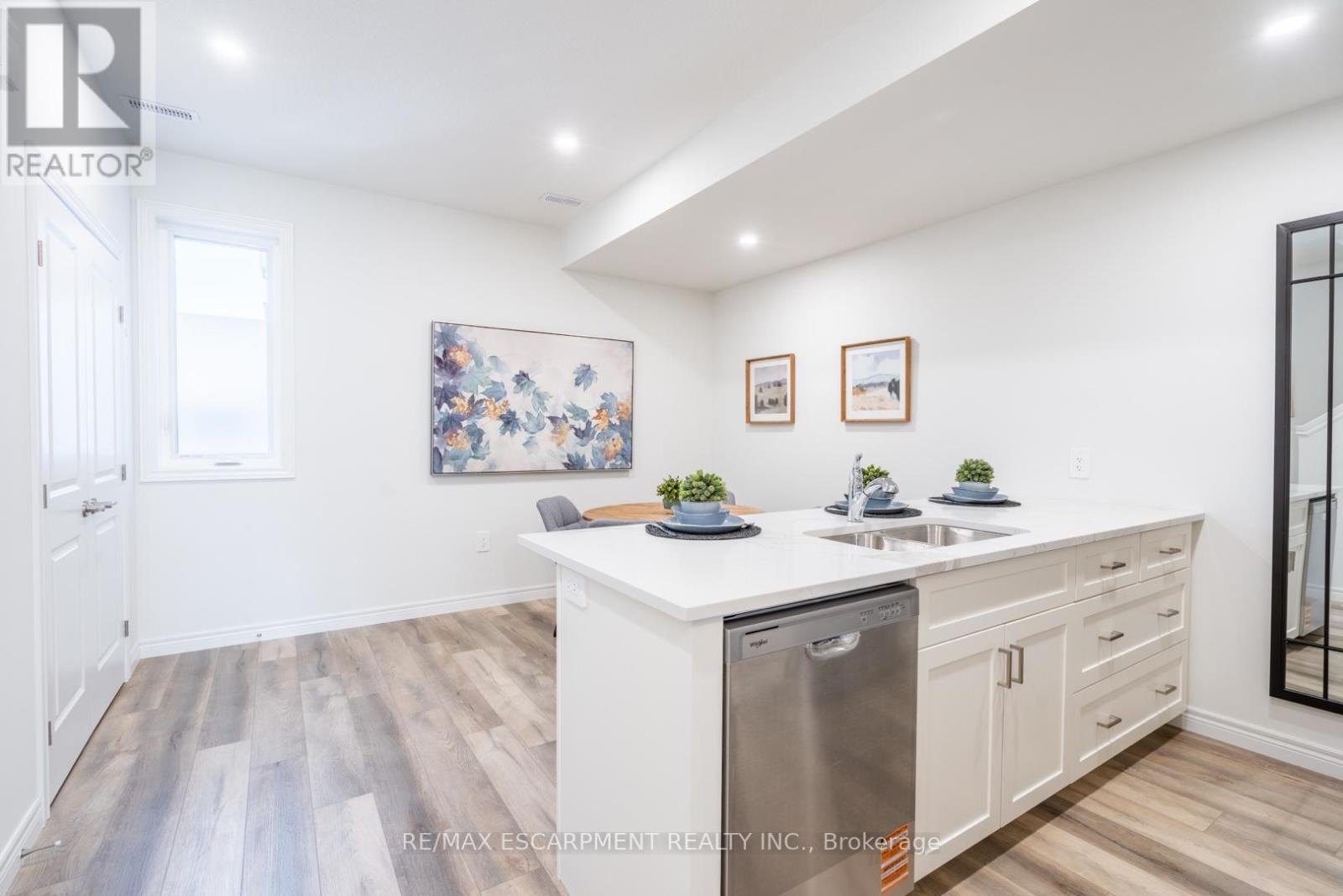 Photo 2 of 206 2620 Binbrook Road, Hamilton ON
