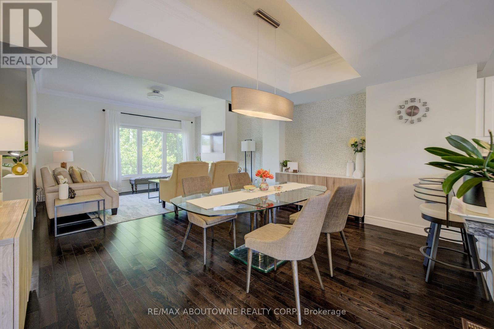 Photo 2 of 7 44 Flamboro Street, Hamilton ON