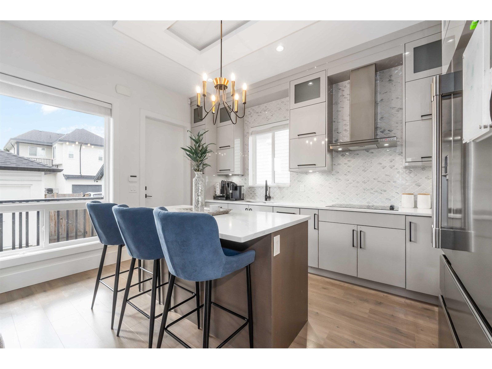 Photo 8 of 7065 194 A Street, Surrey BC