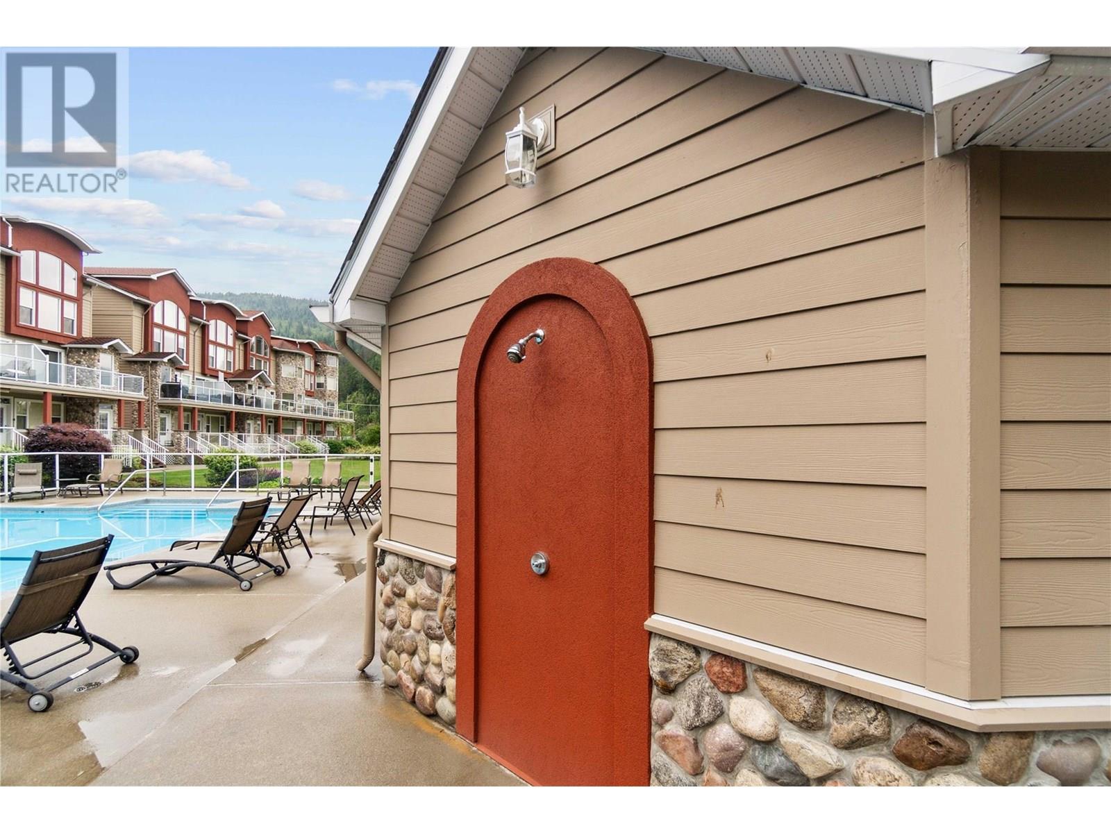 Photo 36 of 1130 Riverside Avenue Unit 27, Sicamous BC