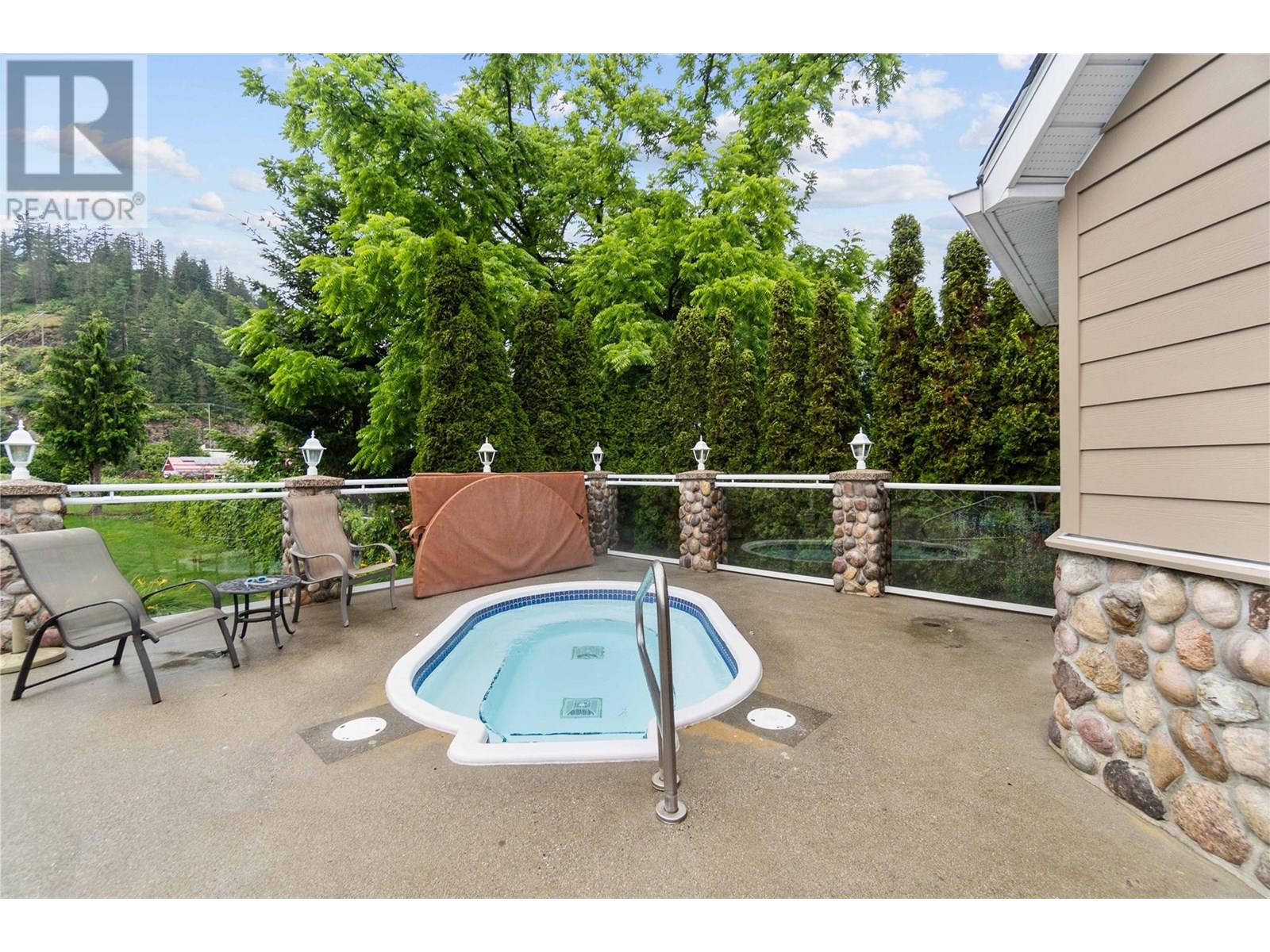 Photo 39 of 1130 Riverside Avenue Unit 27, Sicamous BC