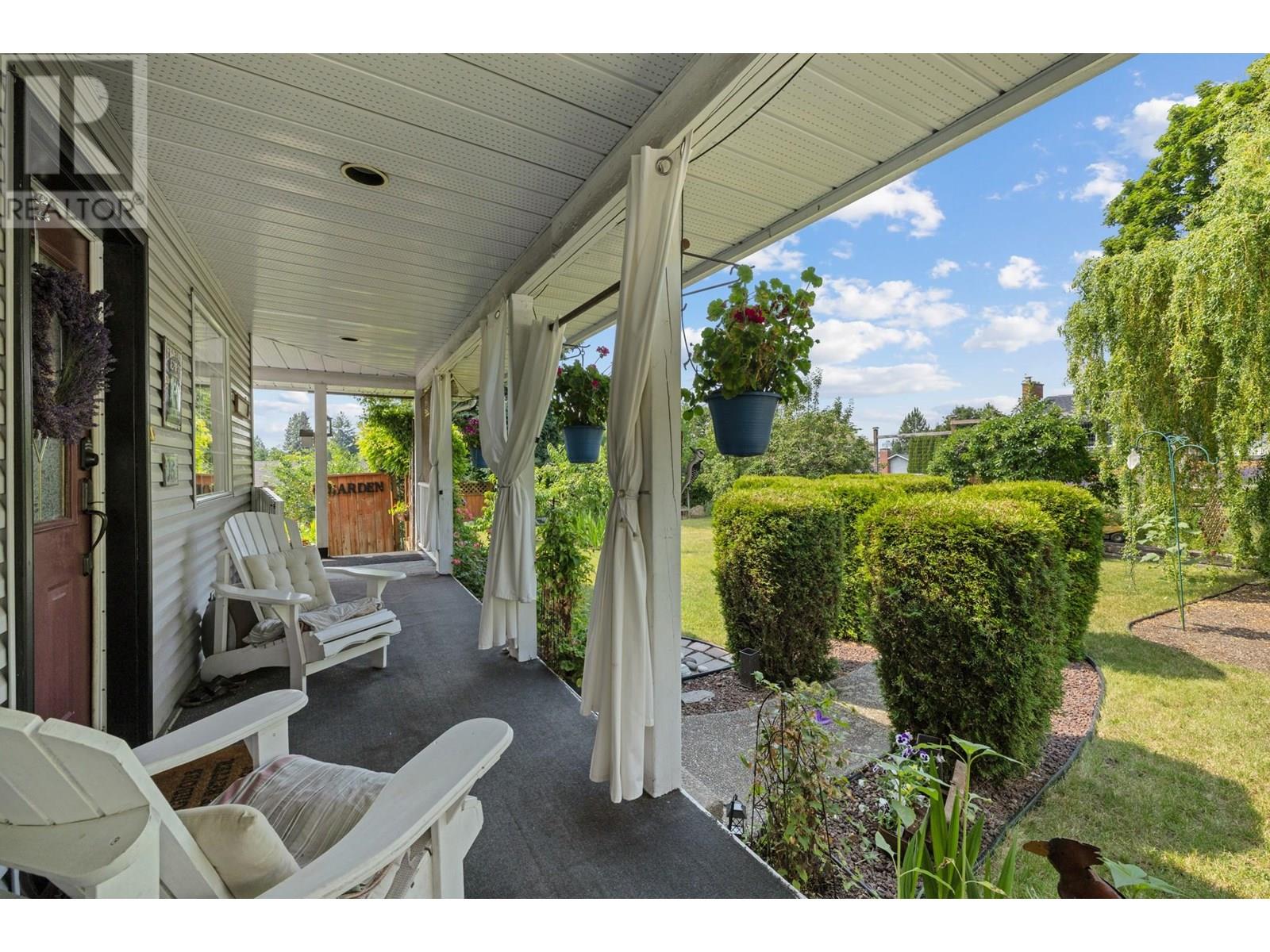 987 Garland Street, Kelowna