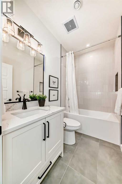 Single Family House for Sale in   Avenue NW Montgomery Calgary 