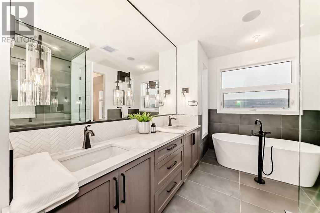 Single Family House for Sale in   Avenue NW Montgomery Calgary 