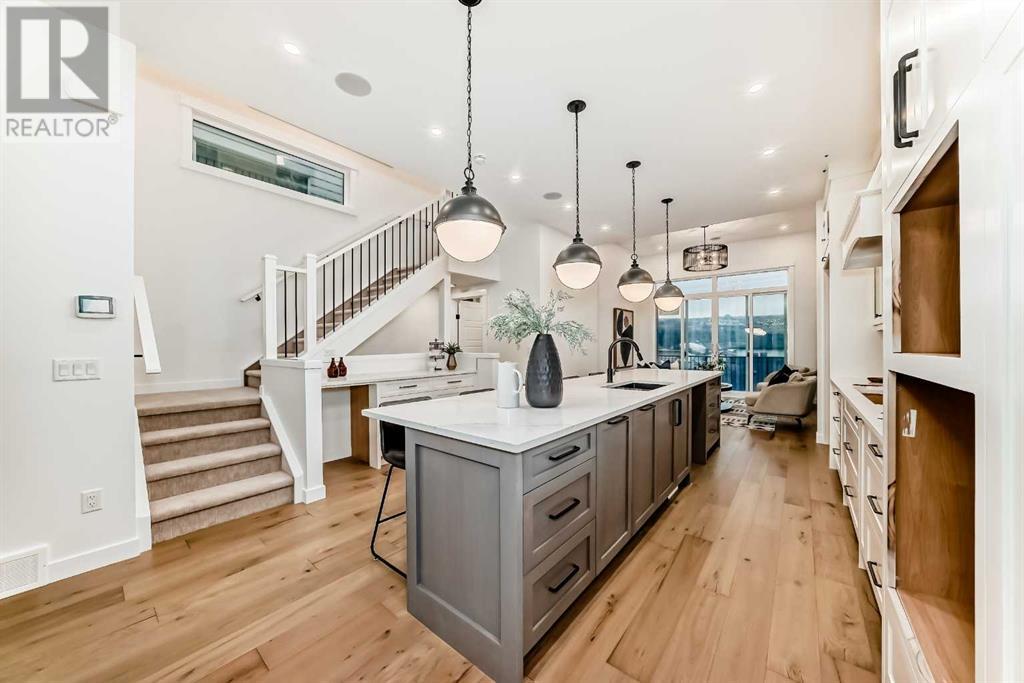 Single Family House for Sale in   Avenue NW Montgomery Calgary 
