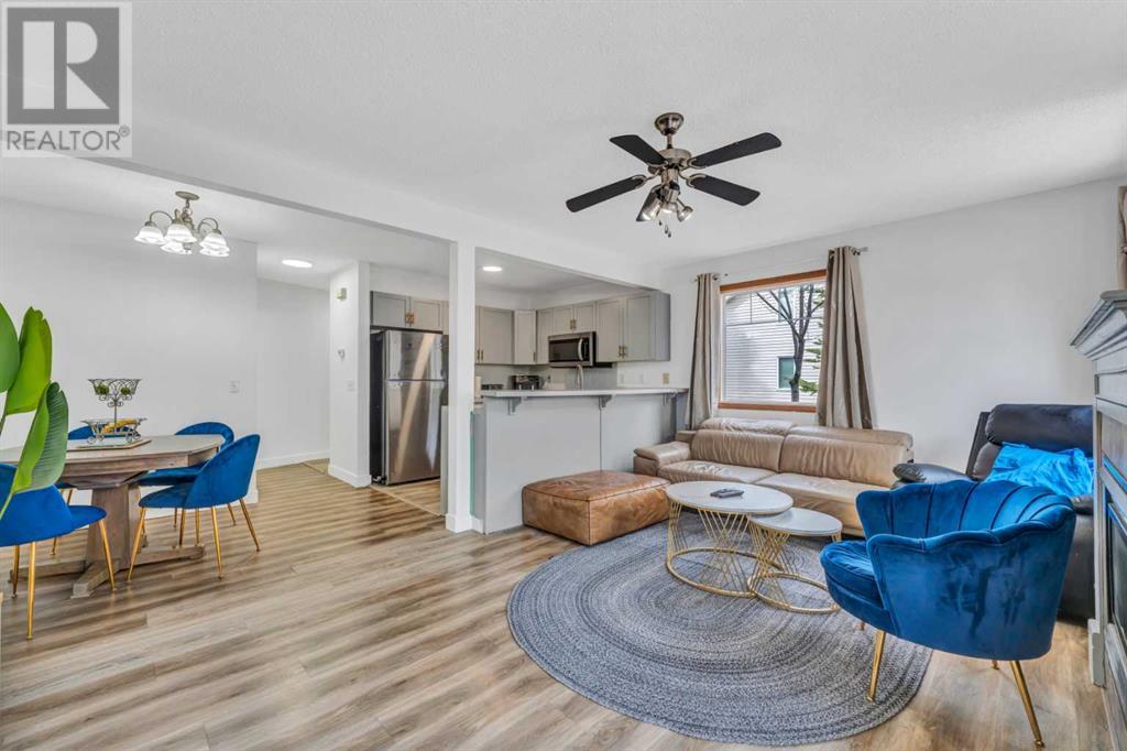 Single Family House for Sale in  Eversyde Court SW Evergreen Calgary 