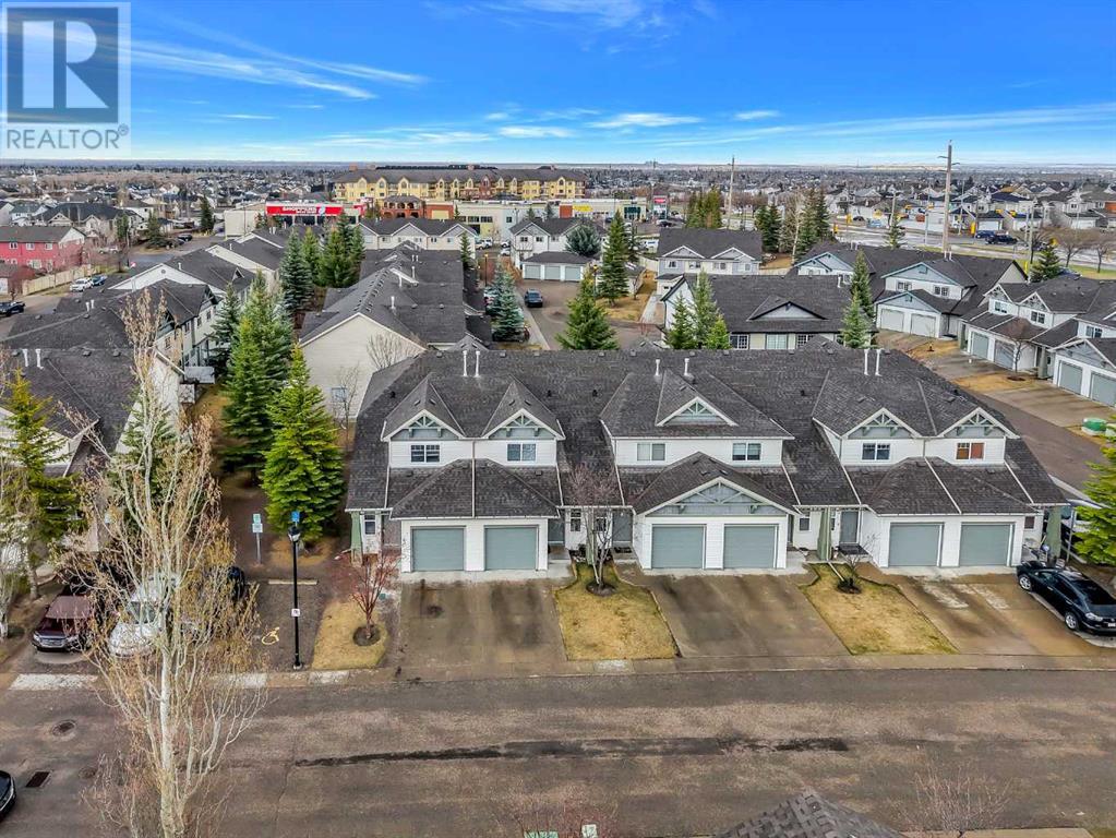 Single Family House for Sale in  Eversyde Court SW Evergreen Calgary 