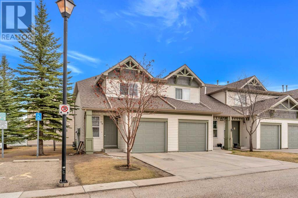 Single Family House for Sale in  Eversyde Court SW Evergreen Calgary 