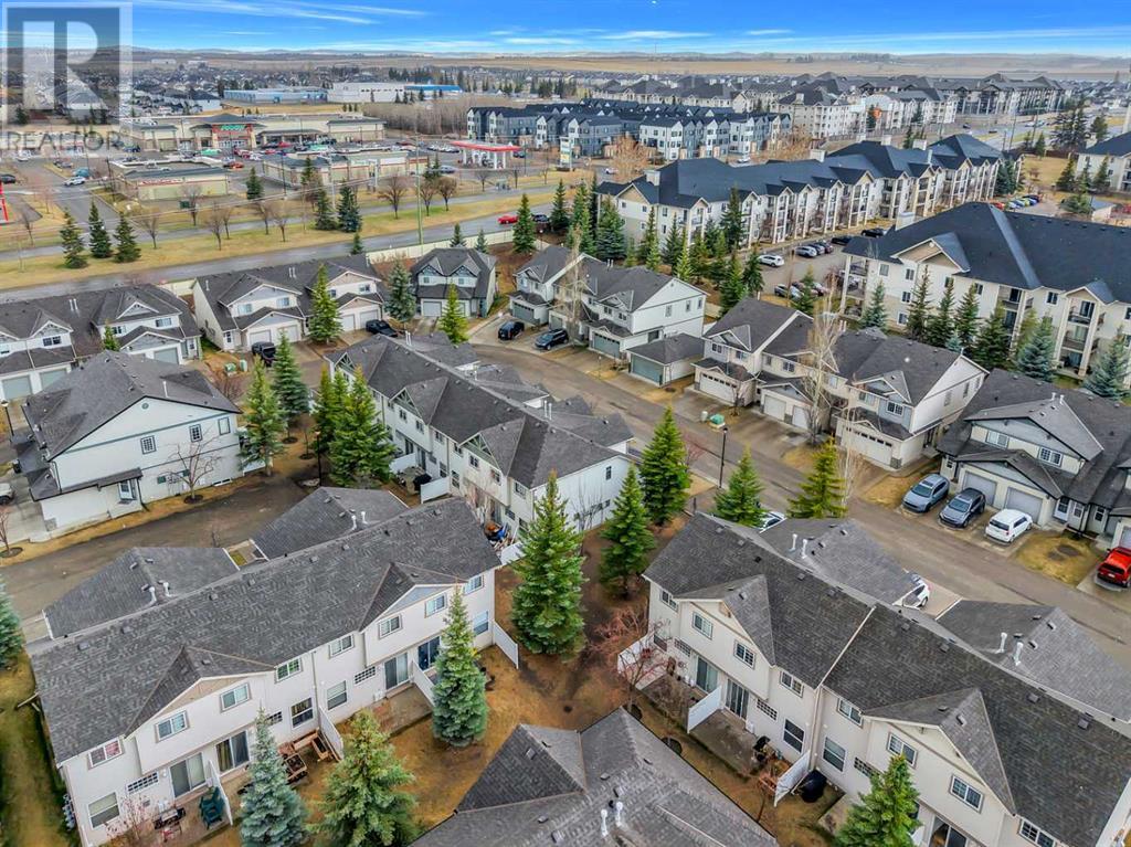 Single Family House for Sale in  Eversyde Court SW Evergreen Calgary 