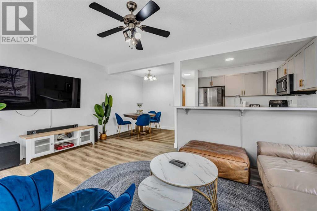 Single Family House for Sale in  Eversyde Court SW Evergreen Calgary 