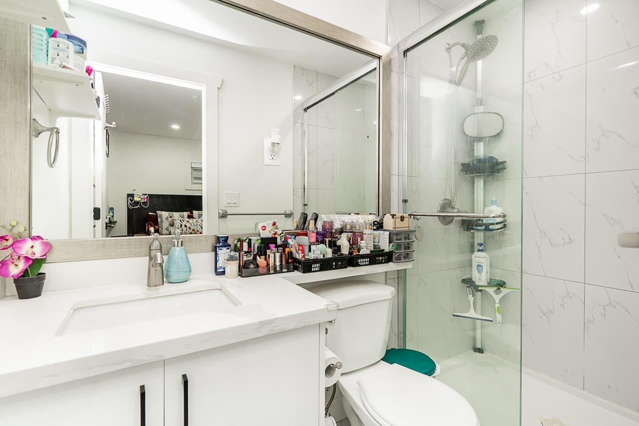 Photo 14 of 11460 141 A Street, Surrey BC