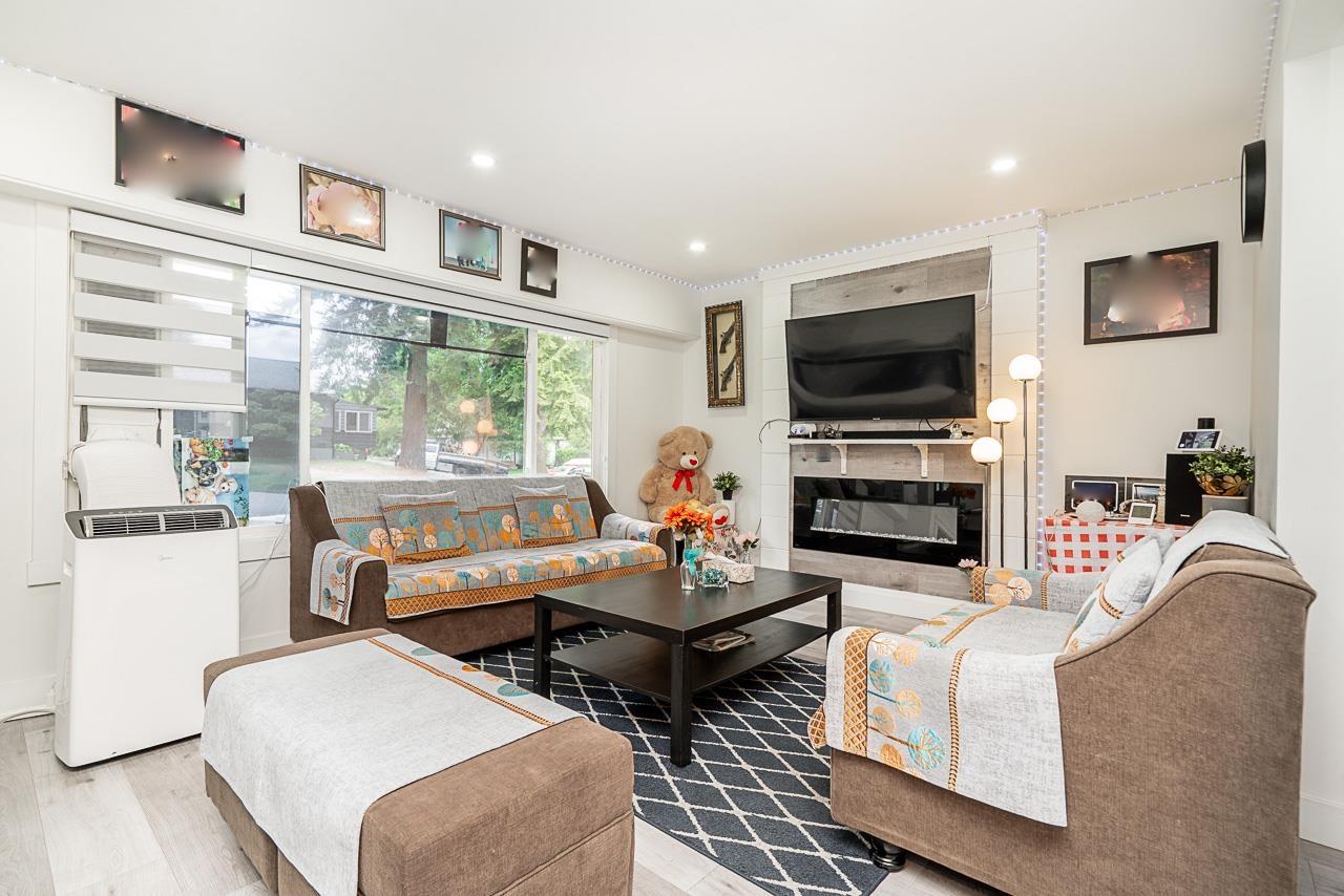 Photo 5 of 11460 141 A Street, Surrey BC