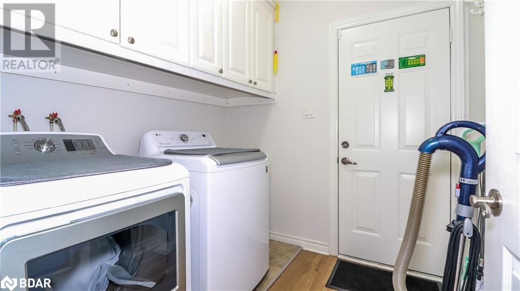 Photo 41 of 59 Silver Trail, Barrie ON